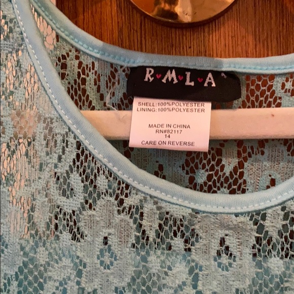 Girls size 14 aqua blue cold shoulder lace dress - Picture 2 of 3